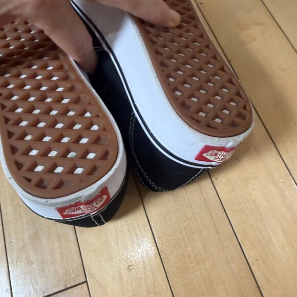 VANS ComfyCush black low profile canvas shoes size 9 - Picture 8 of 10